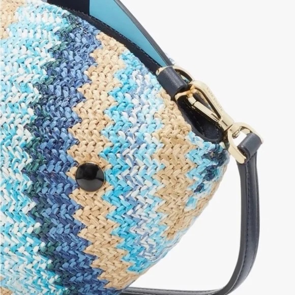 Kate Spade What A Catch 3D Fish Crossbody Bag Novelty Purse Blue NWT - Picture 3 of 8